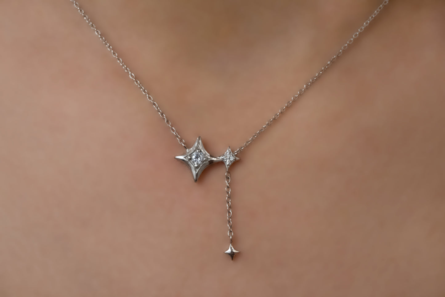 Women’s minimalist pendant in 925 silver, perfect for adding a touch of elegance to your everyday jewellery collection