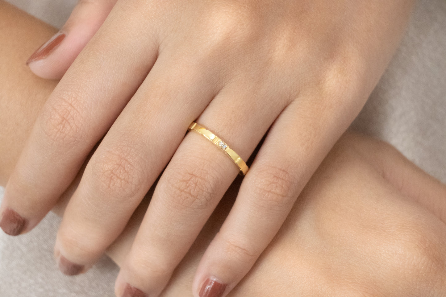 Simple 925 sterling silver ring with gold plating and AAA cubic zirconia stones for women
