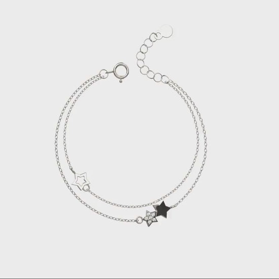 sleek and minimal bracelet in sterling silver for women’s everyday fashion