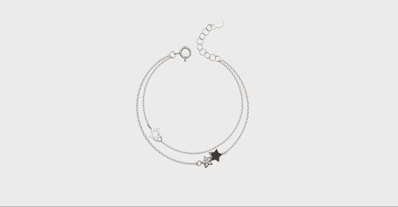 sleek and minimal bracelet in sterling silver for women’s everyday fashion