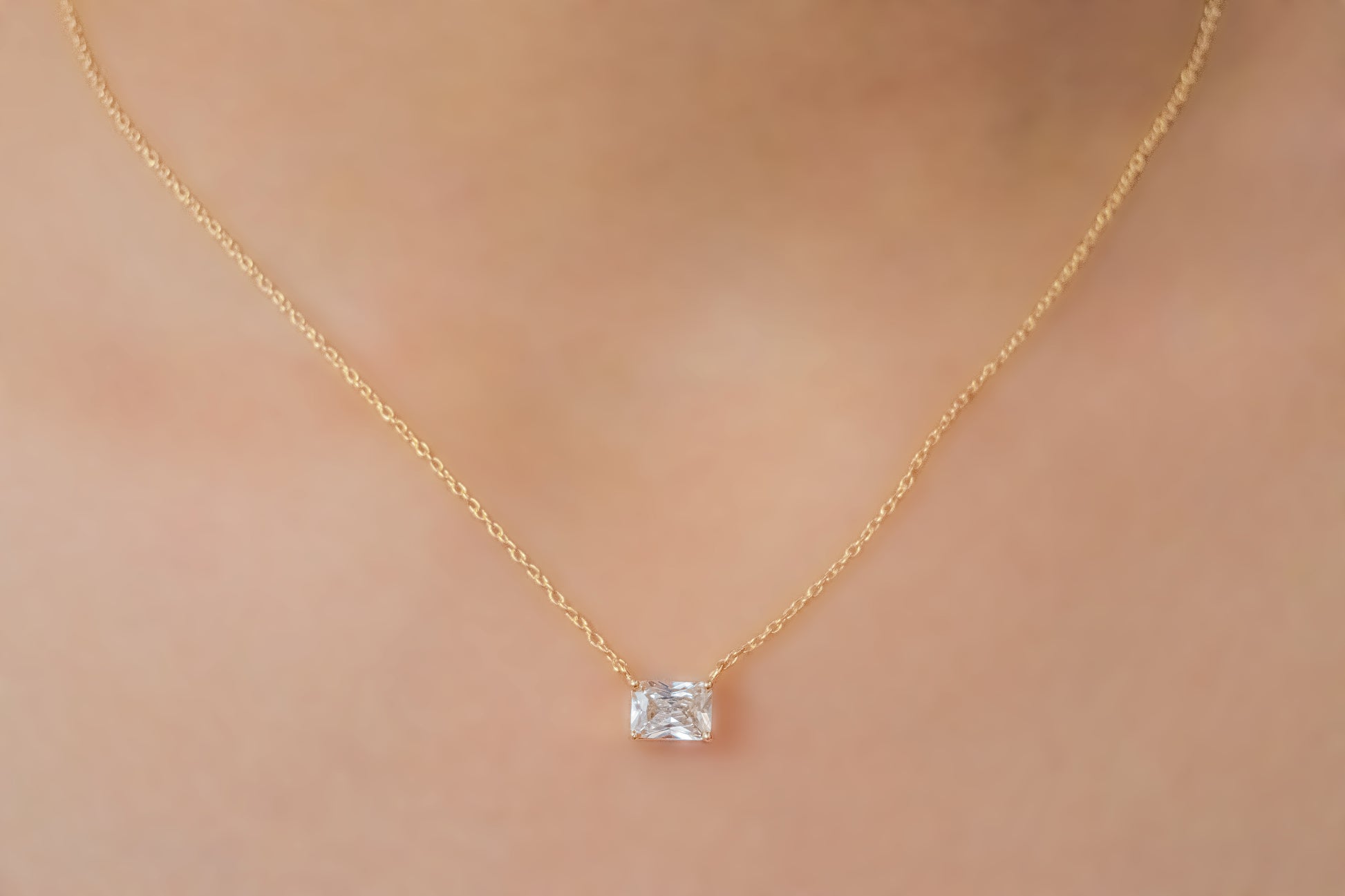 Elegant gold plated 925 silver necklace featuring a single stone solitaire pendant for women