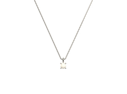 Minimal pearl pendant necklace for women in 925 sterling silver, perfect for everyday wear